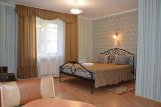 Гостиница Алтын Туяк Горно-Алтайск Улучшенный двухместный номер с 1 кроватью-4
